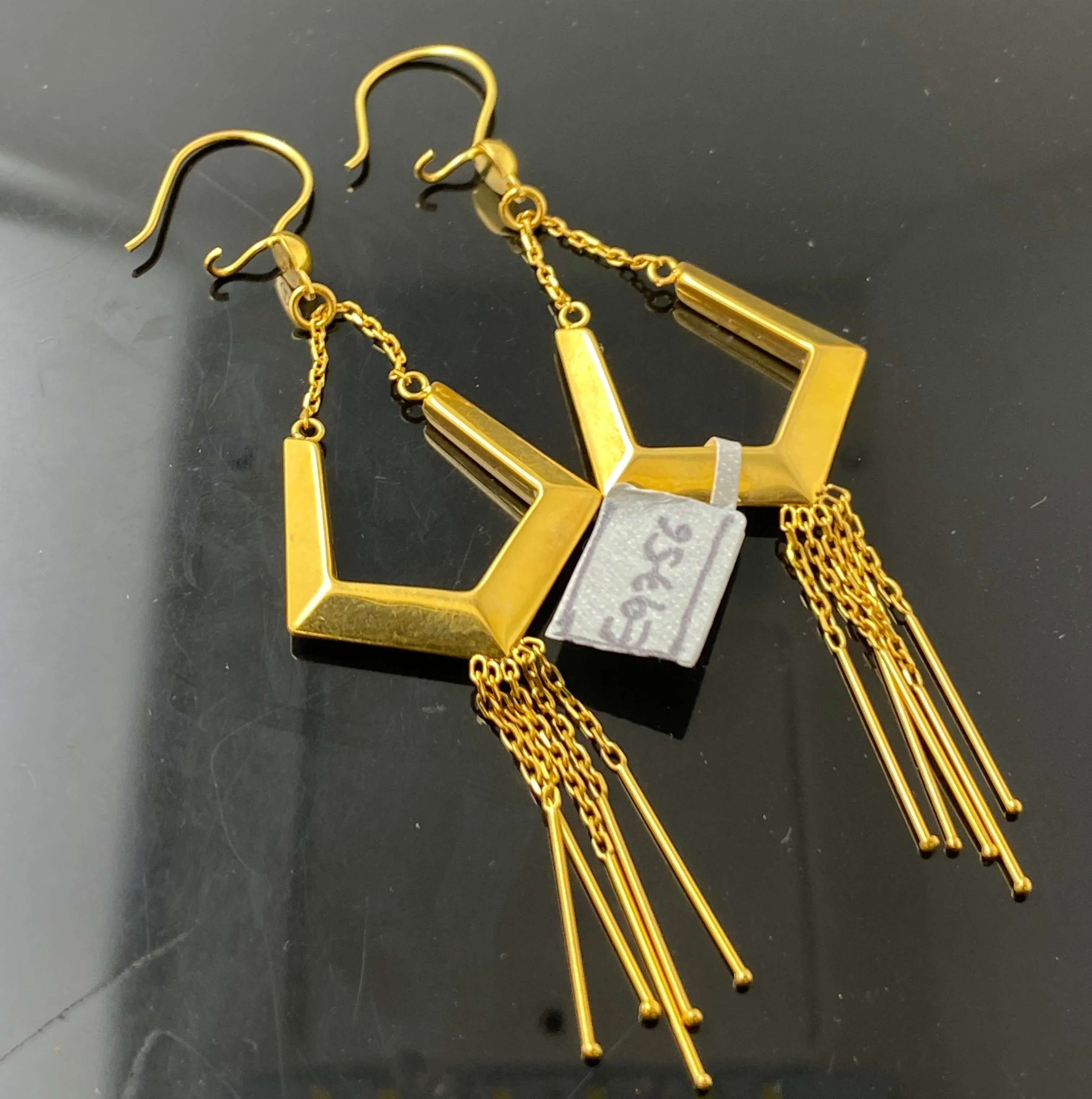 21k Solid Gold Simple Flat Geometric Dangling Earring e9756