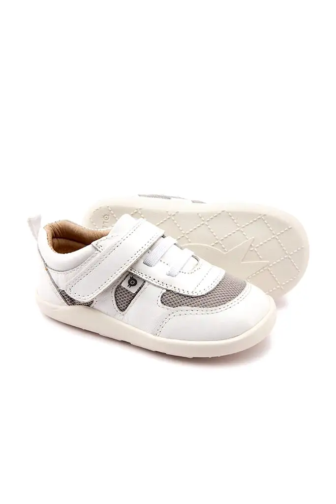 Cruzin Sneakers - Snow / Light Grey