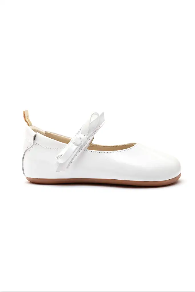 Dorothy - Patent White