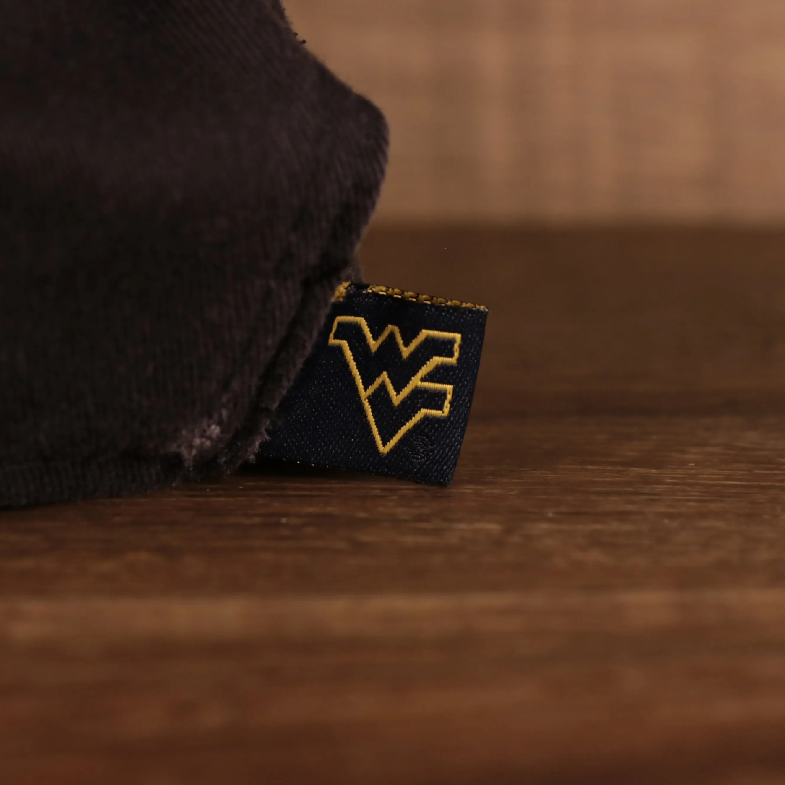 NEW ERA | WEST VIRGINIA MOUNTAINEERS | CORE CLASSIC ADJUSTABLE | DAD HAT | NAVY | OSFM