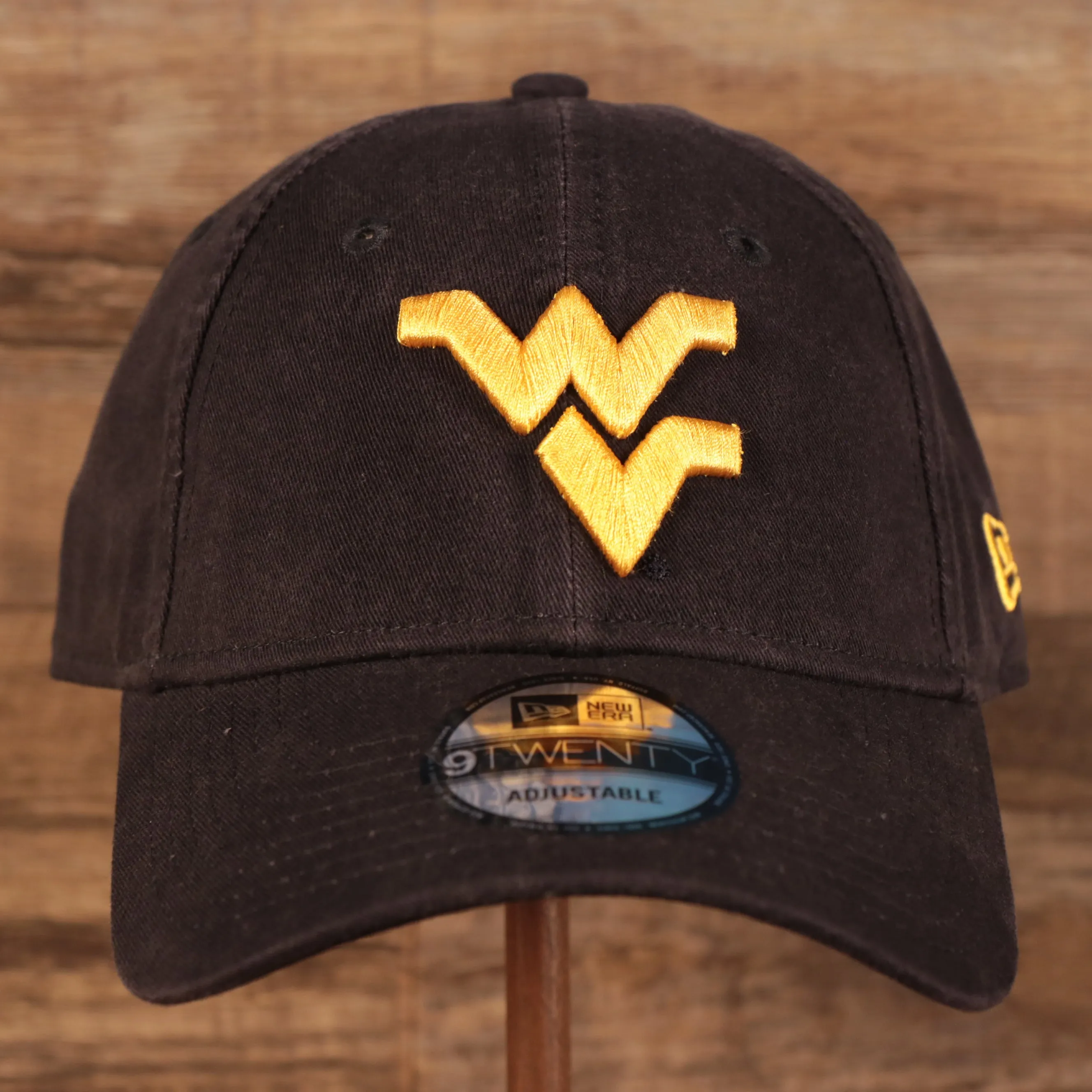 NEW ERA | WEST VIRGINIA MOUNTAINEERS | CORE CLASSIC ADJUSTABLE | DAD HAT | NAVY | OSFM