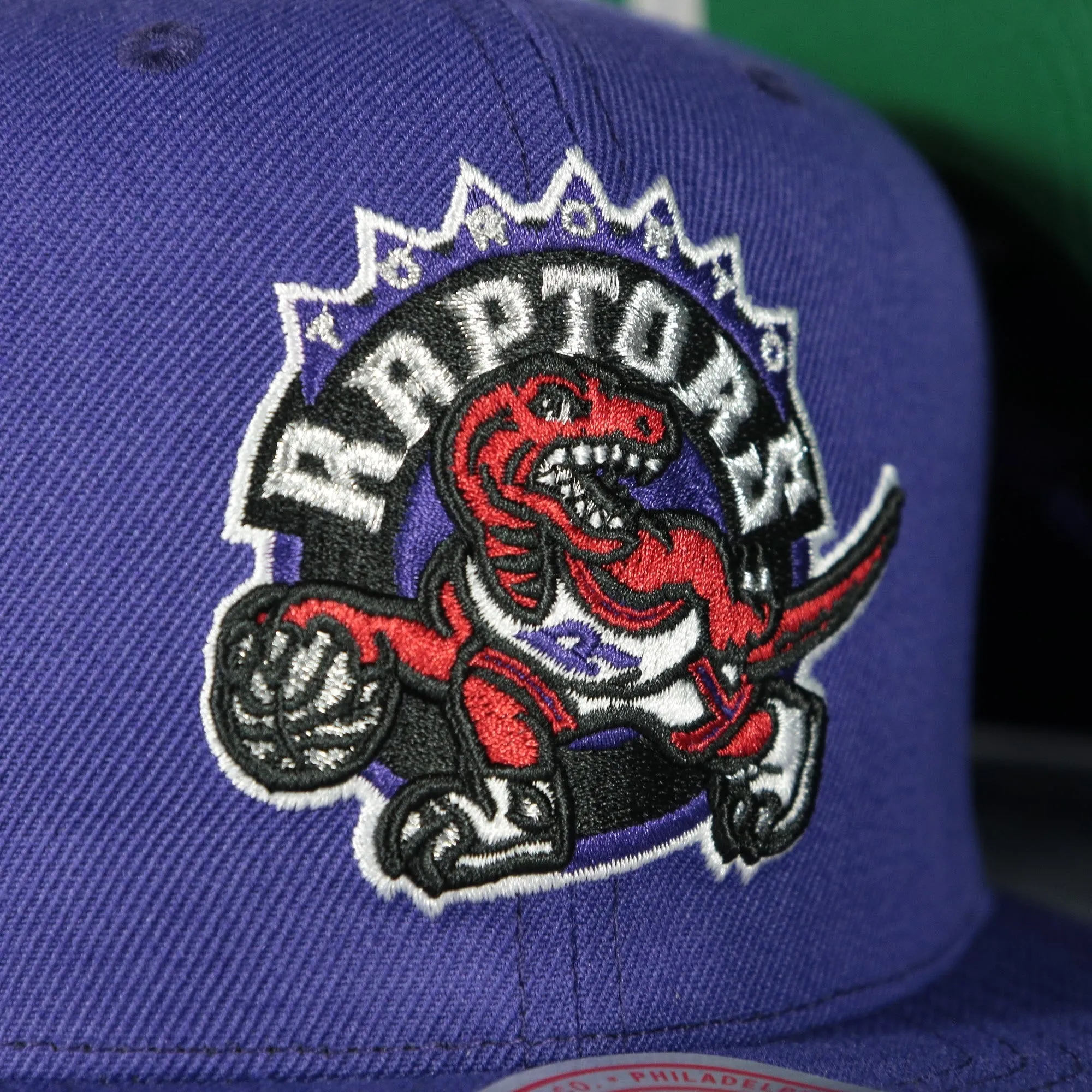 Toronto Raptors Vintage Retro NBA Team Ground 2.0 Mitchell and Ness Snapback Hat | Purple