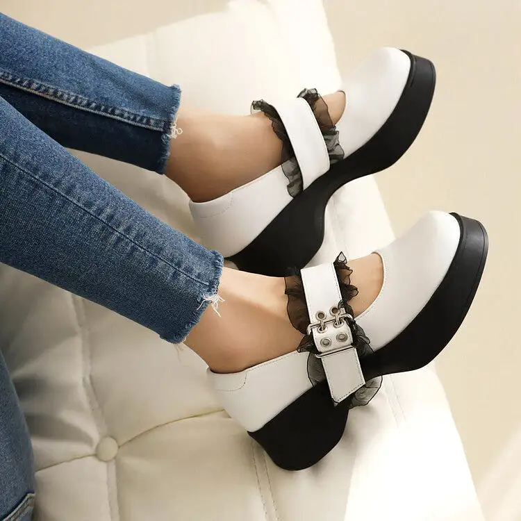 Women's Round Toe Mary Janes Lace Buckle Straps Block Chunky Heel Platform Pumps